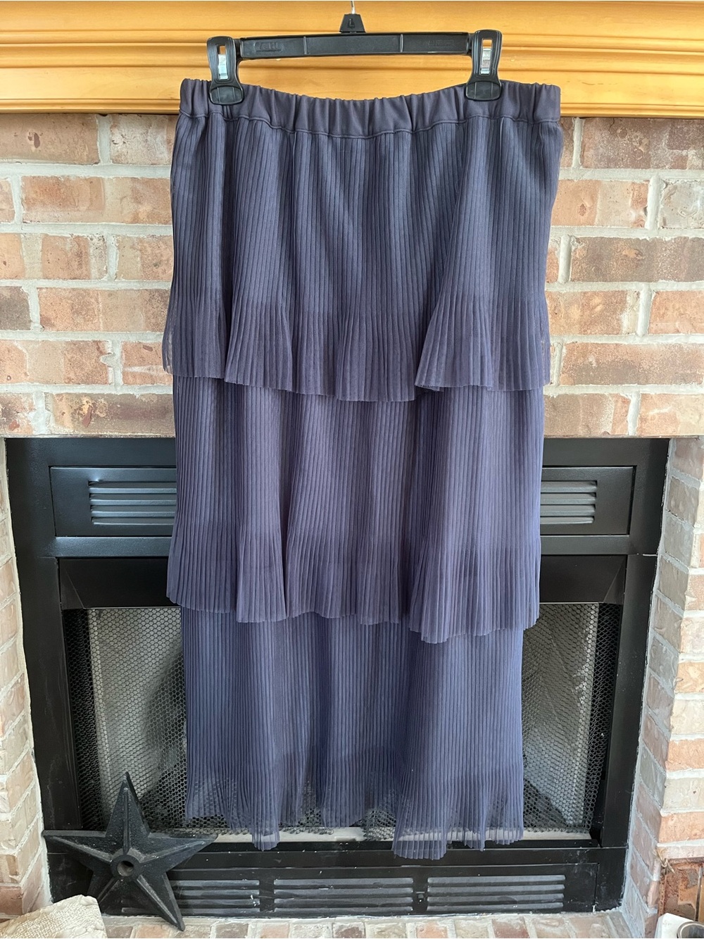 LC Lauren Conrad Navy Tiered Pleated Midi Skirt